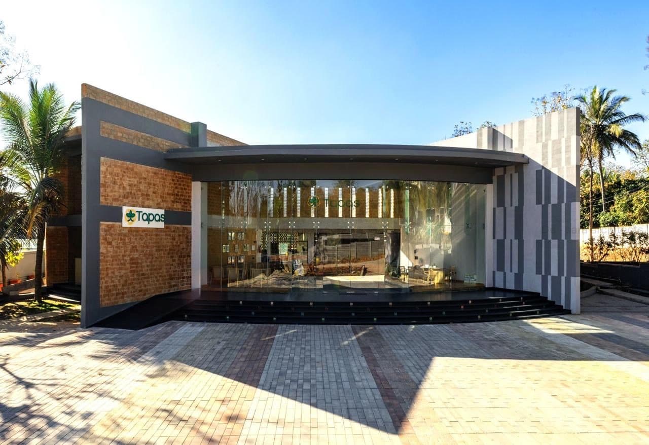 Exterior facade of Tapas Progressive School
